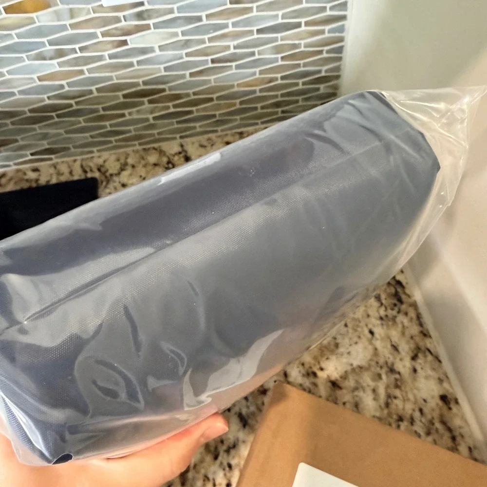 Coldwind Waterproof Mattress Bags for Moving and Storage Queen King Size Navy